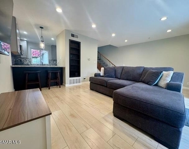 782 Seawind Way - Photo Thumbnail 28