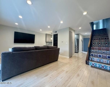 782 Seawind Way - Photo Thumbnail 29