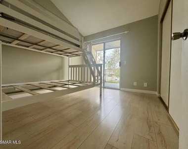 782 Seawind Way - Photo Thumbnail 35