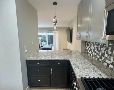 782 Seawind Way - Photo Thumbnail 22