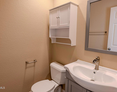 2704 Simi Hills Lane - Photo Thumbnail 14