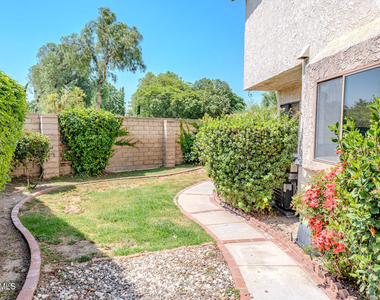 2704 Simi Hills Lane - Photo Thumbnail 30