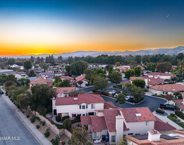 2704 Simi Hills Lane - Photo Thumbnail 37