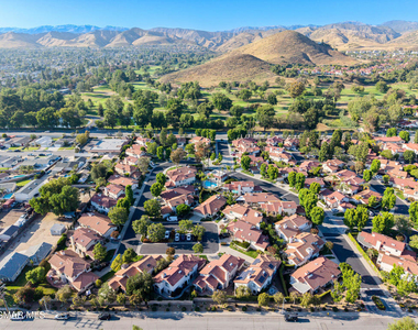 2704 Simi Hills Lane - Photo Thumbnail 36