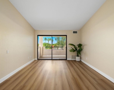 78650 Avenue 42 - Photo Thumbnail 3