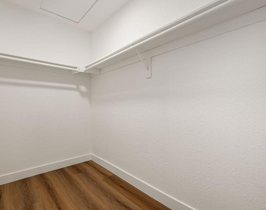 78650 Avenue 42 - Photo Thumbnail 17
