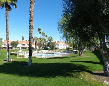 221 Vista Royale Circle W - Photo Thumbnail 24