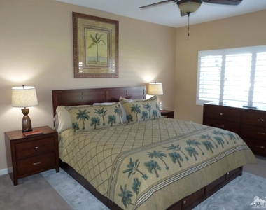 221 Vista Royale Circle W - Photo Thumbnail 19