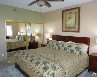 221 Vista Royale Circle W - Photo Thumbnail 21