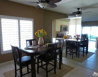 221 Vista Royale Circle W - Photo Thumbnail 22