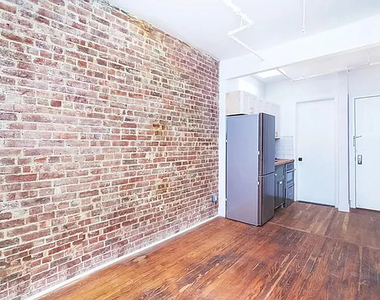 550 West 149th Street - Photo Thumbnail 2