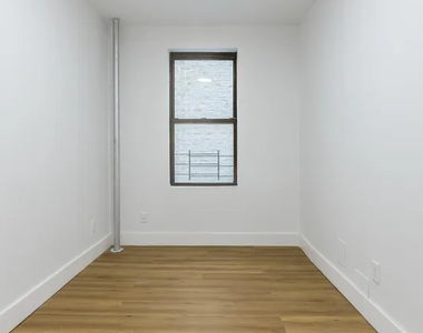 624 West - Photo Thumbnail 7