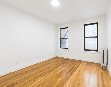 624 West - Photo Thumbnail 4