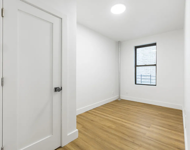 624 West - Photo Thumbnail 6