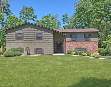74 Edgewood Road - Photo Thumbnail 23