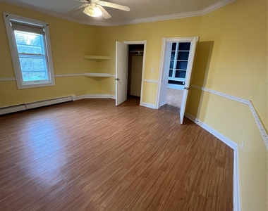 90 Washington Street - Photo Thumbnail 8