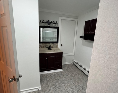 90 Washington Street - Photo Thumbnail 15