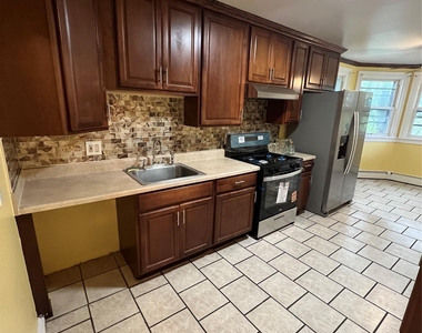 90 Washington Street - Photo Thumbnail 11