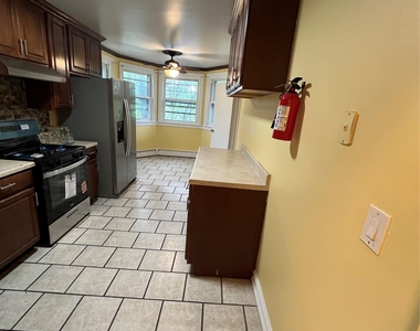 90 Washington Street - Photo Thumbnail 12