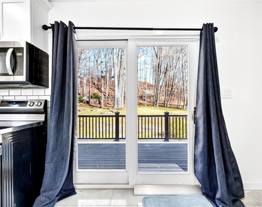 11 Colonel Glenn Drive - Photo Thumbnail 10