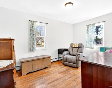 11 Colonel Glenn Drive - Photo Thumbnail 11