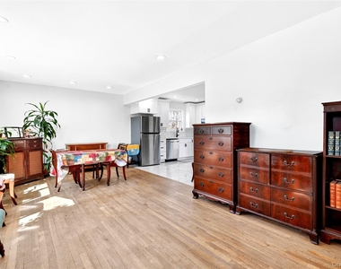 11 Colonel Glenn Drive - Photo Thumbnail 4