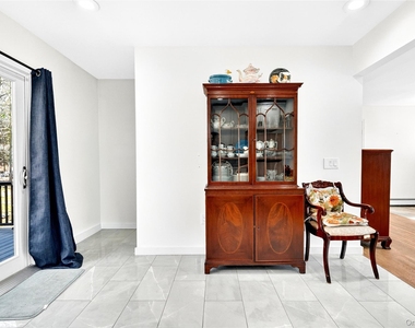 11 Colonel Glenn Drive - Photo Thumbnail 9