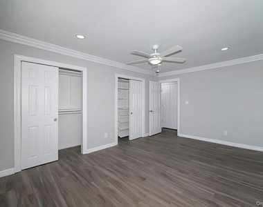 405 East Main Street - Photo Thumbnail 6