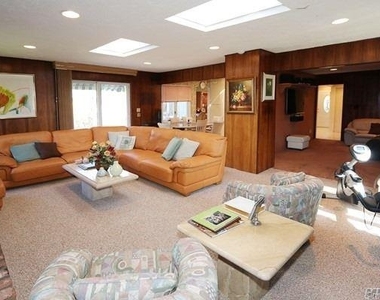 46 Marian Lane - Photo Thumbnail 7