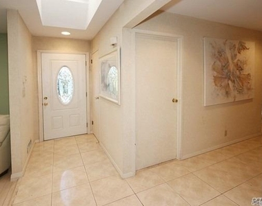 46 Marian Lane - Photo Thumbnail 1