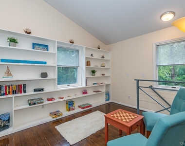 5 Hyler Drive - Photo Thumbnail 11