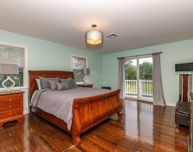 5 Hyler Drive - Photo Thumbnail 13