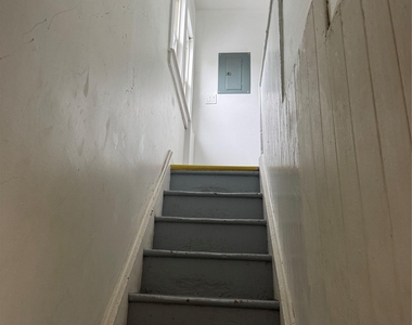 300 Highland Avenue - Photo Thumbnail 6