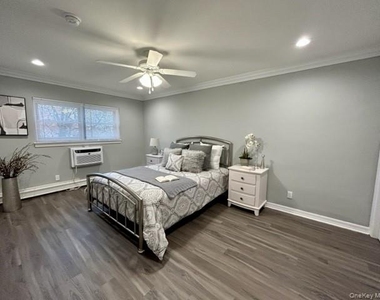 92 South Clinton Avenue - Photo Thumbnail 3