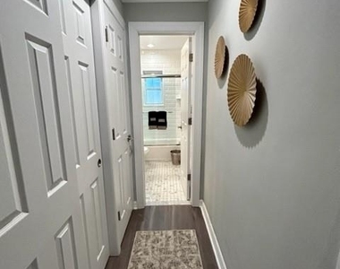 92 South Clinton Avenue - Photo Thumbnail 4