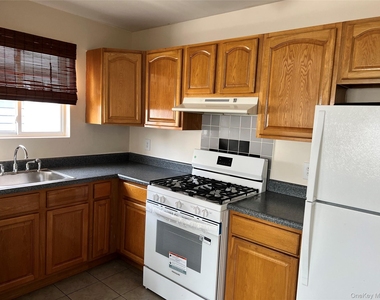 319 Beach 36th Street - Photo Thumbnail 4