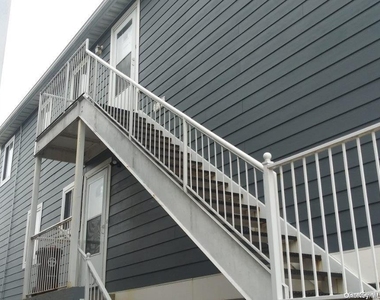 319 Beach 36th Street - Photo Thumbnail 1