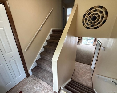 38 Edmunds Lane - Photo Thumbnail 7