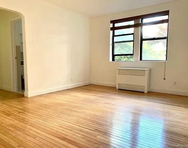 11 Greenridge Avenue - Photo Thumbnail 1