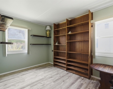 15 Forshee Street - Photo Thumbnail 11