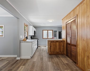 15 Forshee Street - Photo Thumbnail 7