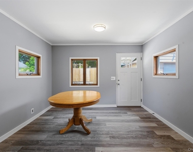 15 Forshee Street - Photo Thumbnail 5