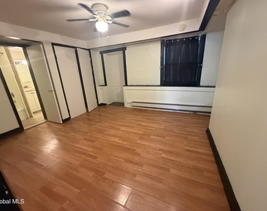 94 Philip Street - Photo Thumbnail 6