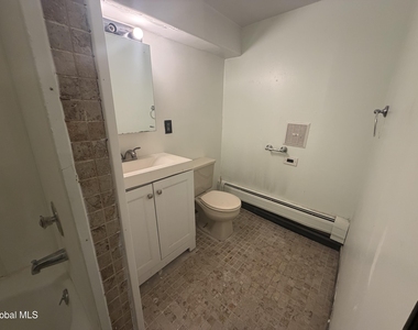 94 Philip Street - Photo Thumbnail 8