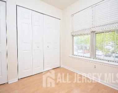 80 Oswestry Way - Photo Thumbnail 10