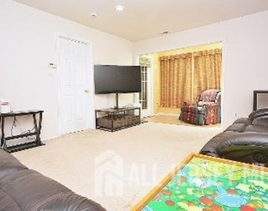 80 Oswestry Way - Photo Thumbnail 5