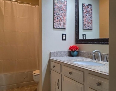 90 Almond Drive - Photo Thumbnail 16