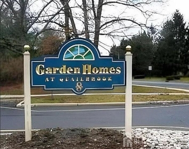 90 Almond Drive - Photo Thumbnail 22