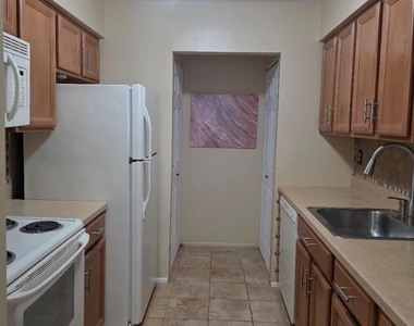90 Almond Drive - Photo Thumbnail 4