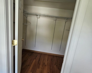 895 Madison Avenue - Photo Thumbnail 21